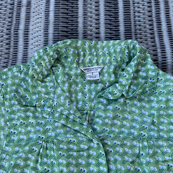 American eagle  button up - Picture 2 of 4